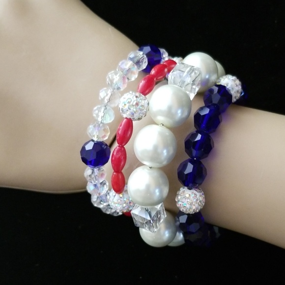 NWT Hand Crafted Boho Beaded Faux Pearl and Rhinestone Wrap Bracelet - Picture 10 of 12